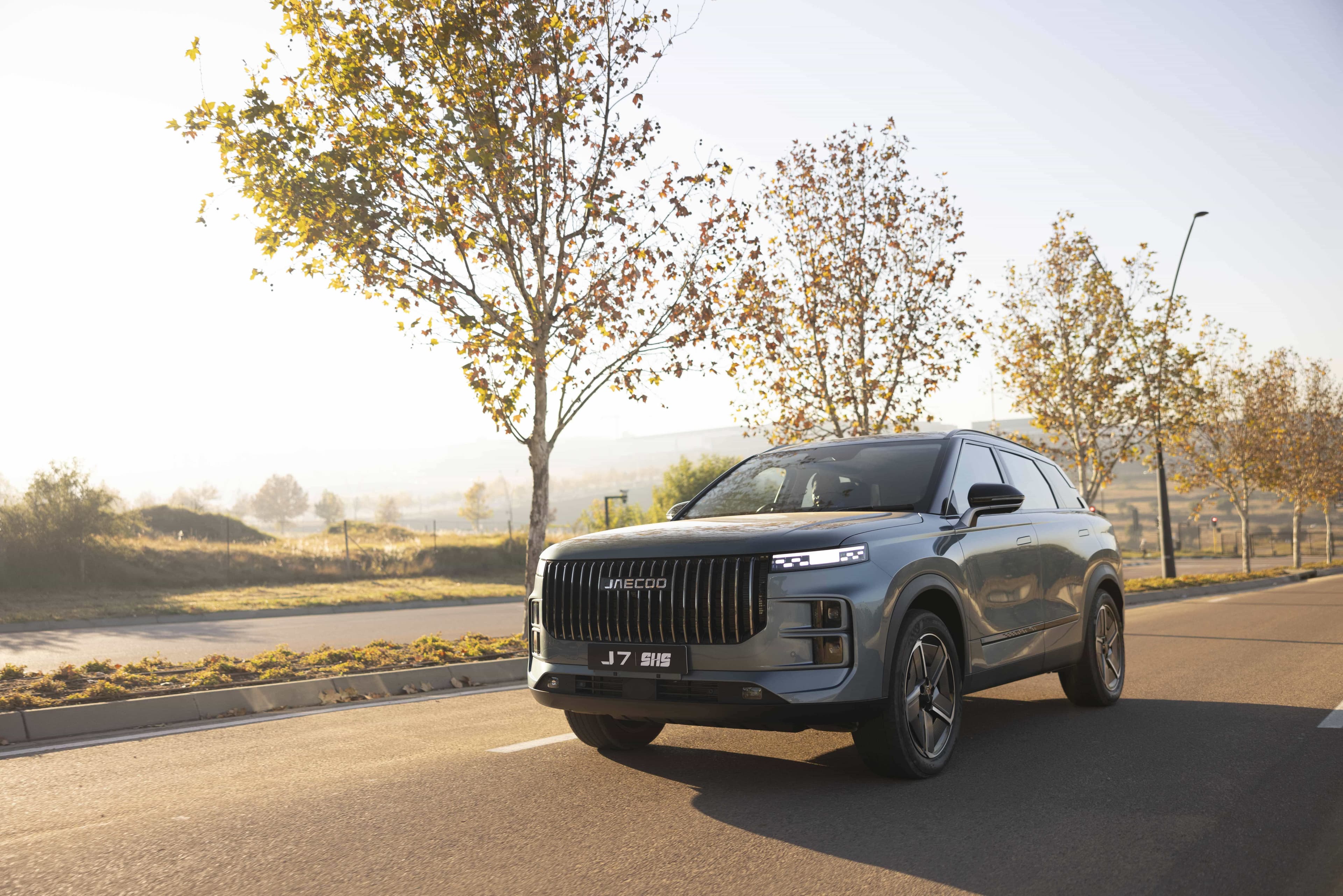 JAECOO J7 SHS debuts in South Africa with 90 km all-electric range